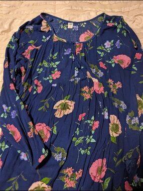 Old Navy Navy Floral Peasant Tunic